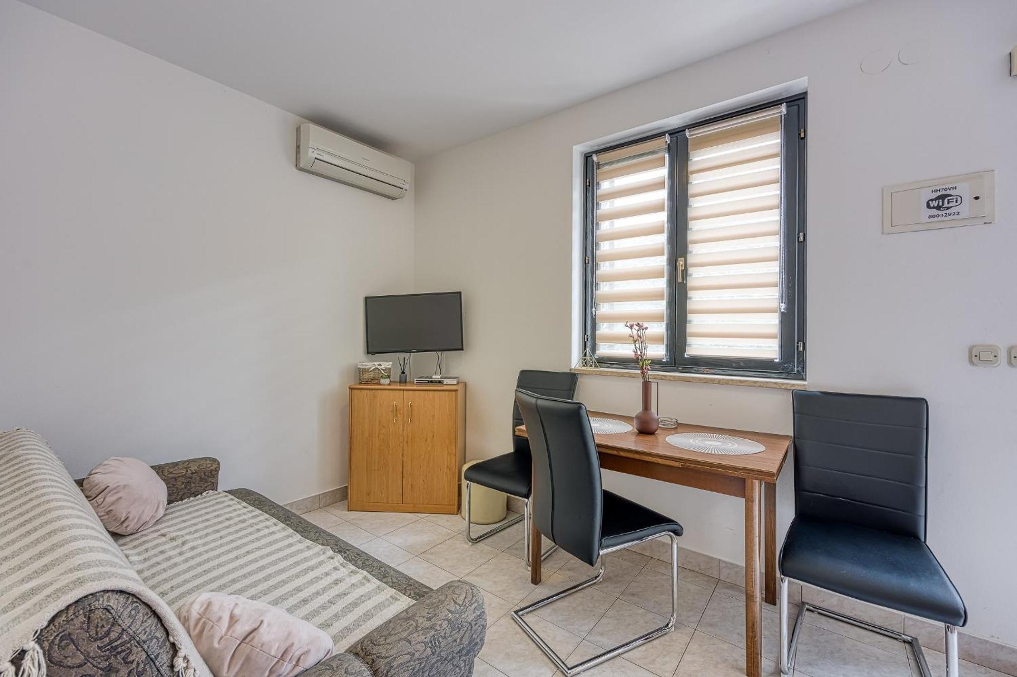 Punta B Hotel Пореч Стая снимка