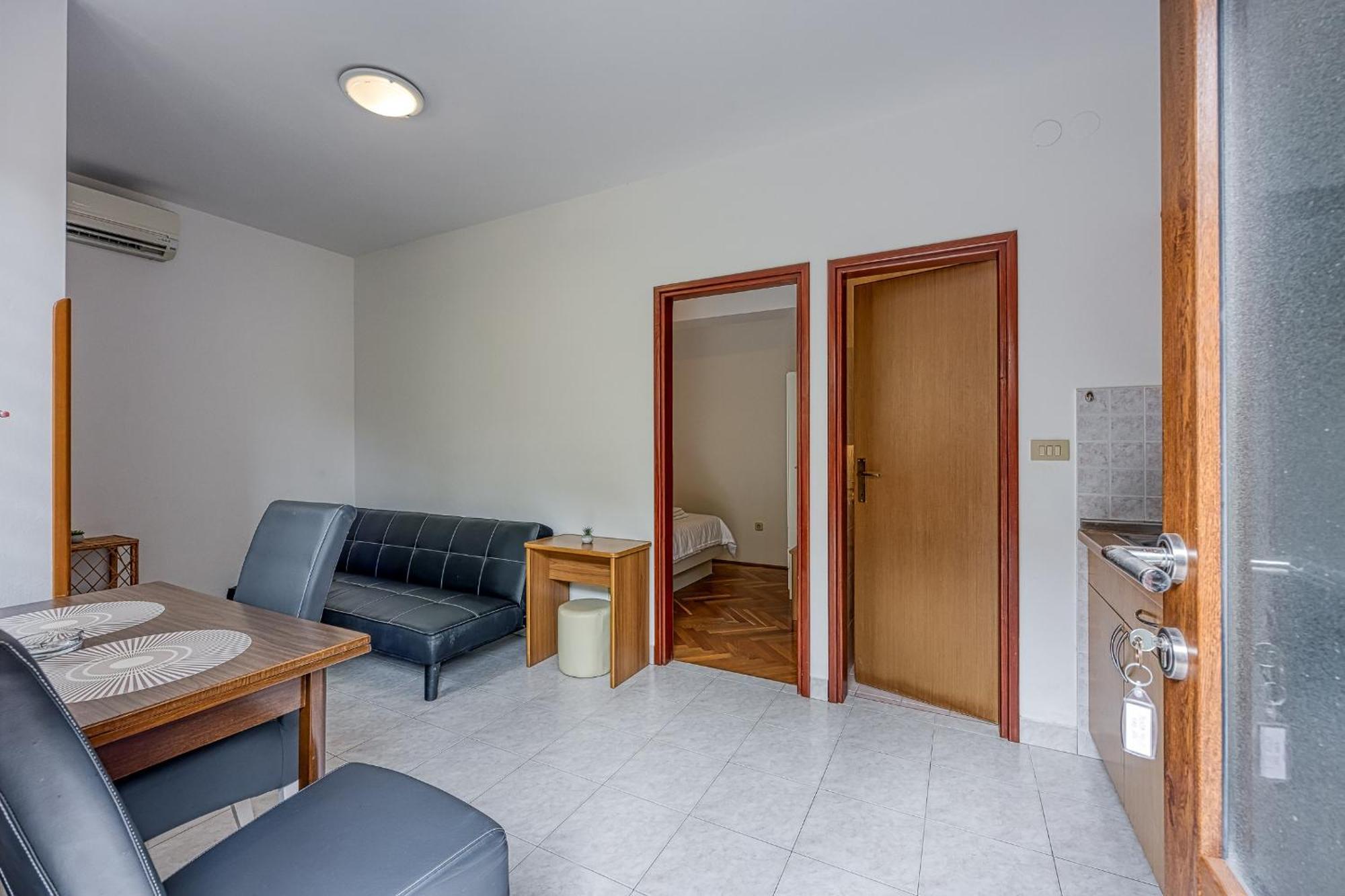 Punta B Hotel Пореч Екстериор снимка