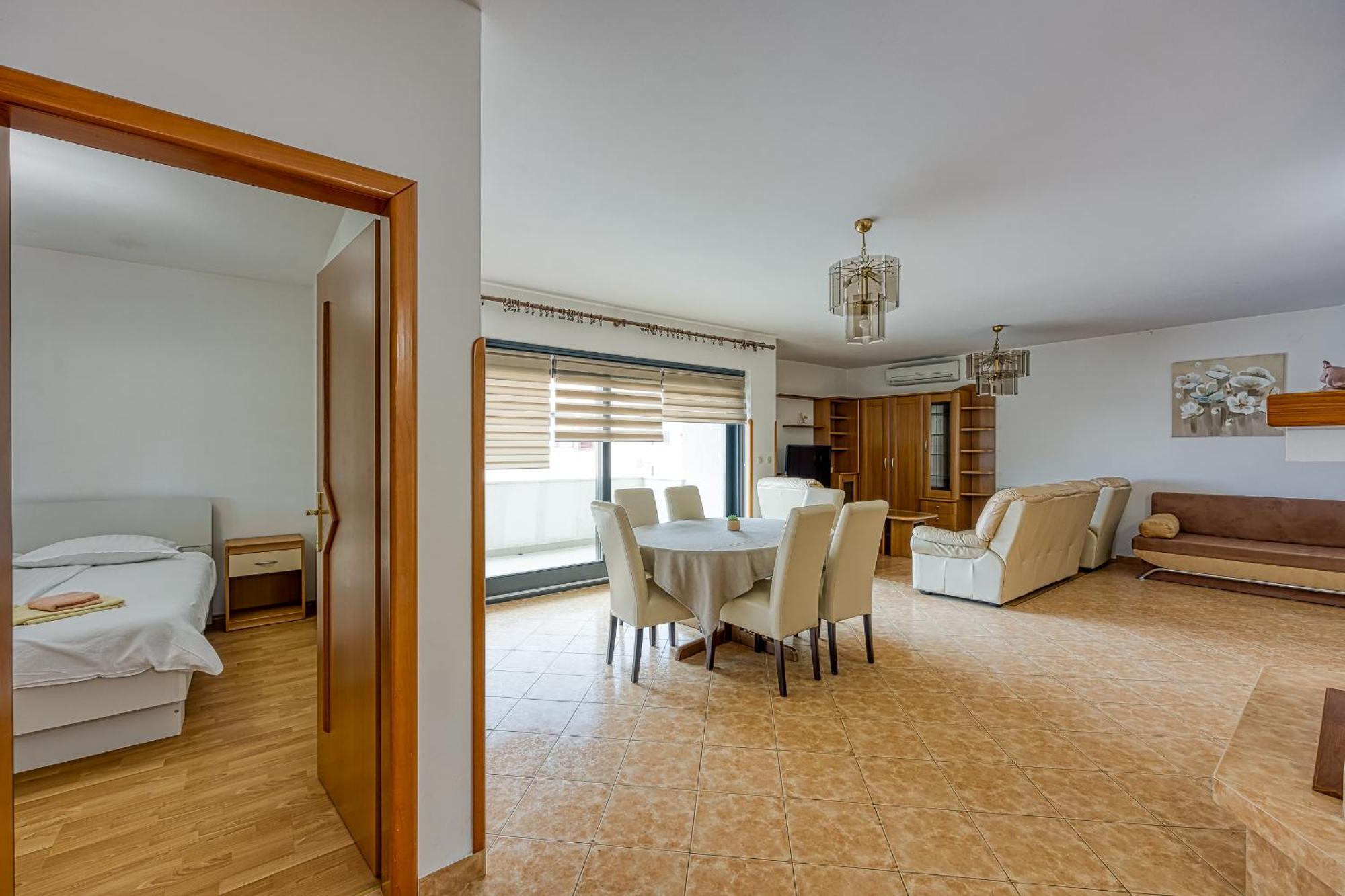 Punta B Hotel Пореч Екстериор снимка